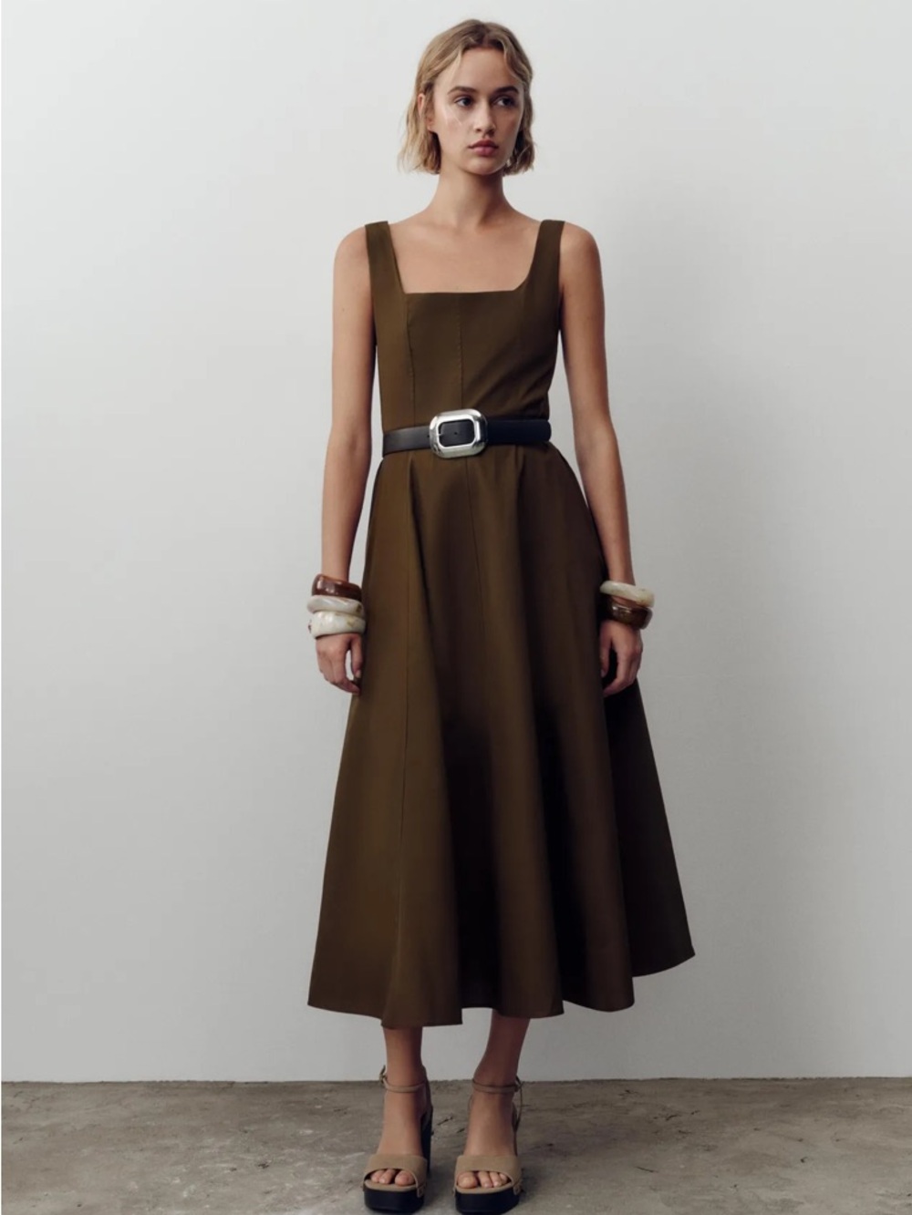 Zara Midi Dress with Belt | Brown minimalist dress